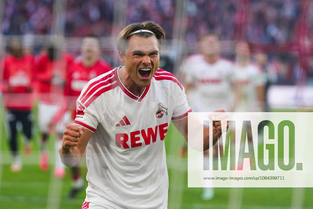 Herren, Fußball, 1.Bundesliga, 1.FC Köln - Borussia Mönchengladbach, Saison 2026 2027, RheinEnergieSTADION: Joel Schmied (1.FC Köln, 2) bejubelt den Sieg DFB regulations prohibit any use of photographs as image sequences and or quasi-video.
