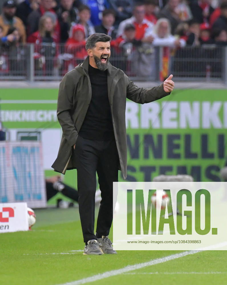 Fussball 1.Bundesliga, SC Freiburg - FC Schalke 04 v.l. Trainer MIRON MUSLIC (FC Schalke 04) Freiburg