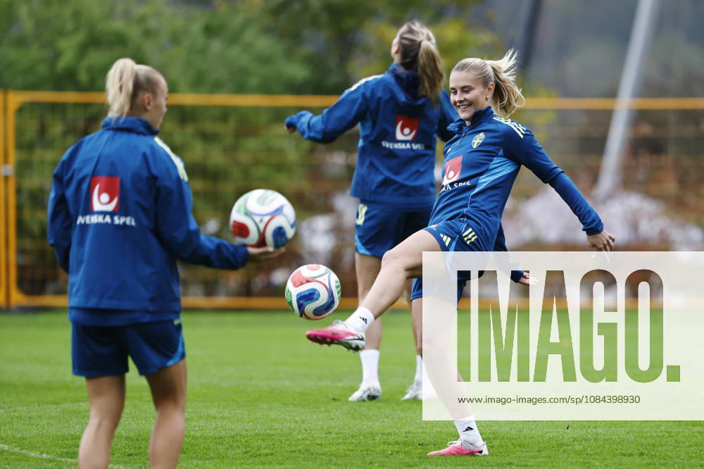 STOCKHOLM, SVERIGE 20261011 Amanda Nildà n när damlandslaget tränar pa Bosön inför kommande VM-playoff mot Litauen. STOCKHOLM SVERIGE