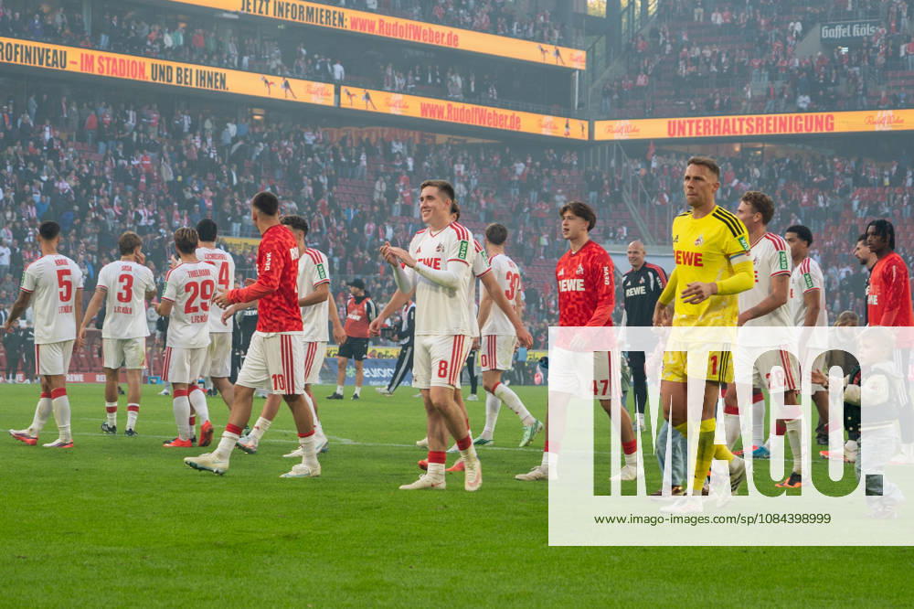 Deutschland: 1.Bundesliga 2026 2027, 5. Spieltag, 1.FC Köln vs Borussia Mönchengladbach, Sonntag, 11.10.2026 RheinEnergie-Stadion (Köln-Nordrhein-Westfalen): Isak Johannesson (1.FC Köln, 8) Marvin Schwaebe (1.FC Köln,1) Freude, Emotionen, Jubel ,Siegesfeier, Reaktion, Köln RheinEnergier-Stadion, Köln Deutschland