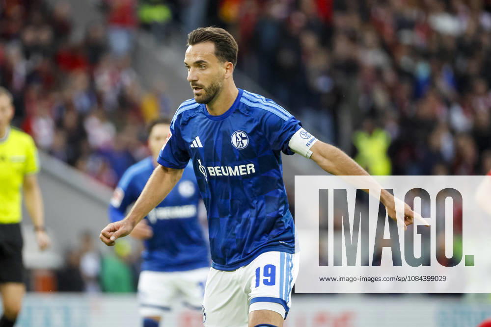 Kenan Karaman (FC Schalke, 19) , Deutschland, Fussball, 1. Bundesliga, 5.Spieltag, 2026 2027, SC Freiburg vs. FC Schalke 04, 11.10.2026, Freiburg im Breisgau Europa-Park Stadion Deutschland