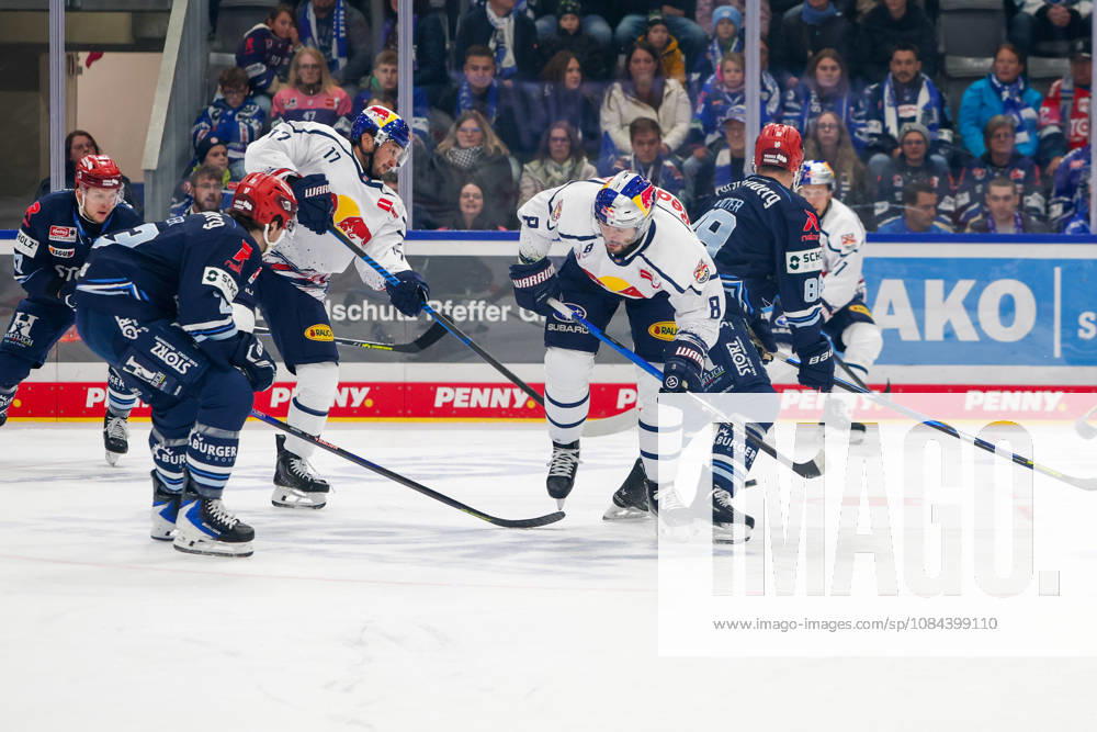 Reed Lebster (Schwenninger Wild Wings, 23), Caro Hirose (EHC Red Bull Muenchen, 17), Tobias Rieder (EHC Red Bull Muenchen, 08) und Kyle Platzer (Schwenninger Wild Wings, 88), , GER, Schwenninger Wild Wings vs. EHC Red Bull Muenchen, Eishockey, PENNY DEL, 8. Spieltag, Spielzeit 2026 2027, 11.10.2026 GER, Schwenninger Wild Wings vs. EHC Red Bull Muenchen, Eishockey, PENNY DEL, 8. Spieltag, Spielzeit 2026 2027, 11.10.2026 Schwenningen