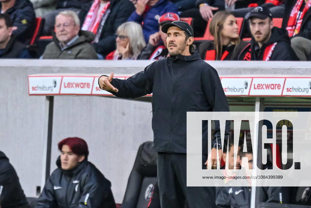 Trainer Julian Schuster (SC Freiburg) gestikuliert, gestik waehrend des spiels der 1. Bundesliga zwischen Club Freiburg und FC Schalke 04, Europa-Park Stadion am 11. October 2026 in Freiburg im Breisgau, Deutschland. (Foto von Harry Langer DeFodi Images) +++ Trainer Julian Schuster (SC Freiburg) gestures during the Bundesliga match between Sport-Club Freiburg and FC Schalke 04 at Europa-Park Stadion on October 11, 2026 in Freiburg im Breisgau, Germany. (Photo by Harry Langer DeFodi Images) DFB DFL REGULATIONS PROHIBIT ANY USE OF PHOTOGRAPHS AS IMAGE SEQUENCES AND OR QUASI-VIDEO. (Photo by Harry Langer DeFodi Images) DFB DFL REGULATIONS PROHIBIT ANY USE OF PHOTOGRAPHS AS IMAGE SEQUENCES AND OR QUASI-VIDEO. -
