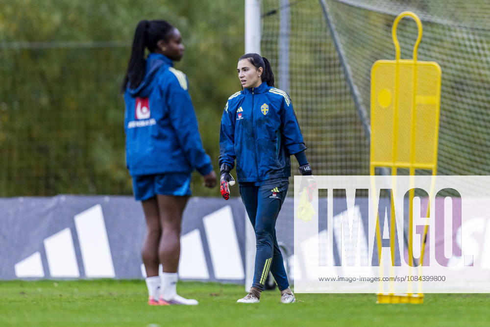 Zecira MuÅ¡ovic of Sweden during a training session on October 11, 2026 in Stockholm. Photo: Caisa Rasmussen BILDBYRAN COP 353 CR0079 fotboll football soccer fotball träning practice training sverige sweden dam bbeng