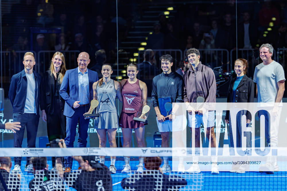 DÜSSELDORF, GERMANY - 11 OCTOBER 2026: Image shows award ceremony of CUPRA Germany Premier Padel P2 2026 Winners Arturo Coello (ESP), Agustin Tapia (ARG), Martina Calvo (ESP) and Claudia Fernandez Sanchez (ESP) during CUPRA Germany Premier Padel P2 2026 Day 8: Finals at CASTELLO Düsseldorf on 11 10 2026 in Düsseldorf, Germany. Germany