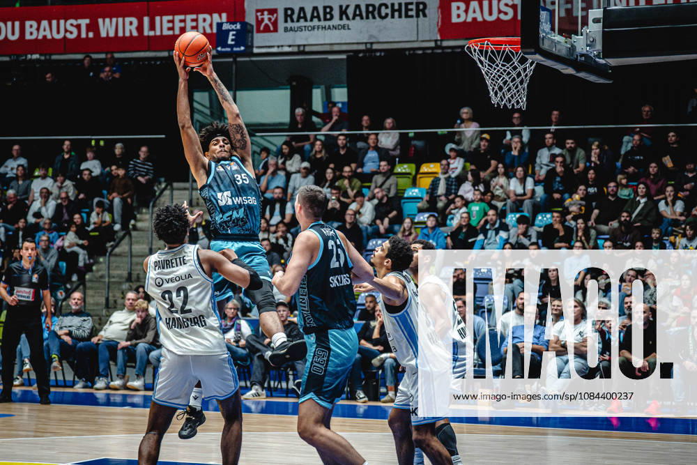 Basketball easyCredit BBL Bundesliga, Frankfurt Skyliners - Veolia Towers Hamburg Roman Bedime (Skyliners Frankfurt) Frankfurt am Main