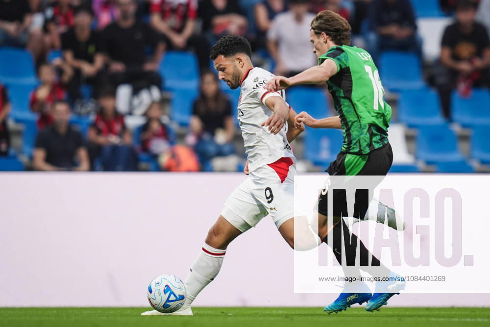 Milan s Goncalo Ramos fights for the ball with Sassuolos Fedde Leysen during the Serie A soccer match between Sassuolo and Milan at the Mapei Stadium in Reggio Emilia, north Italy - Sunday, October 11, 2026 -