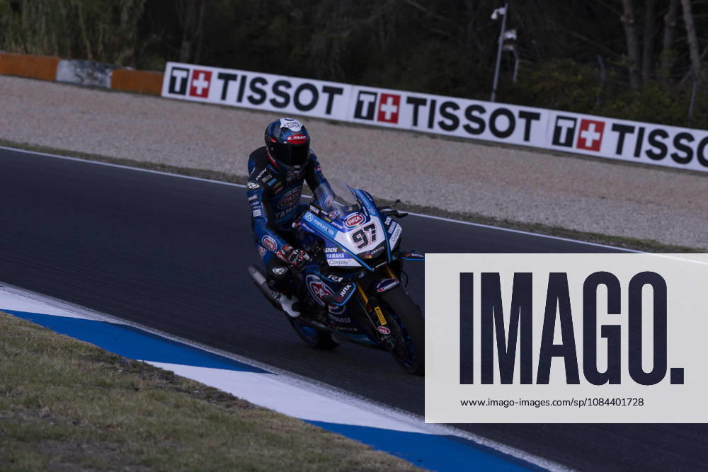 ESTORIL, PORTUGAL - OCTOBER 11: Xavi Vierge of Spain and Pata Maxus Yamaha competes during the Race 2 during day three of the World Superbikes Estoril Round at Circuito Estoril on October 11, 2026 in Estoril, Portugal Cascais Portugal - ZUMAl192 20261011_zsp_l192_189