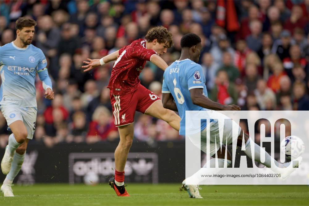 Football - FA Premier League - Liverpool FC v Manchester City FC LIVERPOOL, ENGLAND - Sunday, October 11, 2026: Liverpool s Lewis Koumas during the FA Premier League match between Liverpool FC and Manchester City FC at Anfield. (Photo by David Rawcliffe Propaganda) LIVERPOOL Anfield MERSEYSIDE ENGLAND