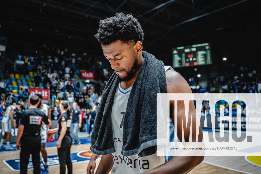 Basketball easyCredit BBL Bundesliga, Frankfurt Skyliners - Veolia Towers Hamburg Trey Wade (Veolia Towers Hamburg) enttäuscht nach dem Spiel Frankfurt am Main