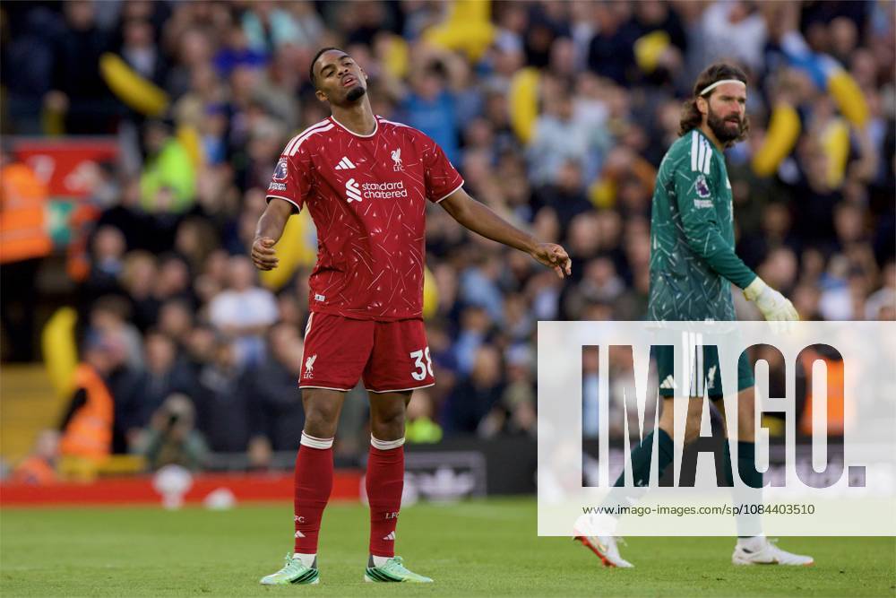 Football - FA Premier League - Liverpool FC v Manchester City FC LIVERPOOL, ENGLAND - Sunday, October 11, 2026: Liverpool s Ryan Gravenberch reacts to receiving a red card following a second yellow during the FA Premier League match between Liverpool FC and Manchester City FC at Anfield. (Photo by David Rawcliffe Propaganda) LIVERPOOL Anfield MERSEYSIDE ENGLAND