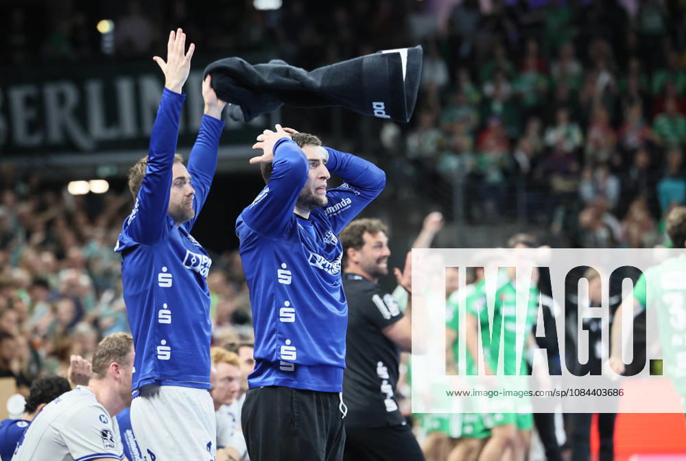 GER HBL Saison 2026 2027 FÜCHSE Berlin vs. TBV Lemgo, 11.10.26, MAX-SCHMELING-HALLE, Berlin, Domenico EBNER (TBV Lemgo Lippe 94) kann die Entscheidung der Schiedsrichter nicht verstehen, Emotion