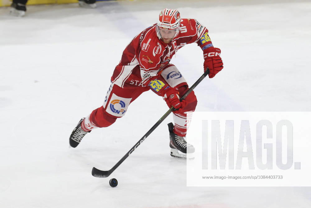 Sahnpark Crimmitschau 11.10.2026 Saison 2026 27 Eishockey 2. Bundesliga Hauptrunde Spiel 8. Kunsteisstadion Sachsen Sachsenderby Derby Eispiraten Eispiraten - Bietigheim Steelers Mirko Sacher EPC rot Crimmitschau Sachsen Germany