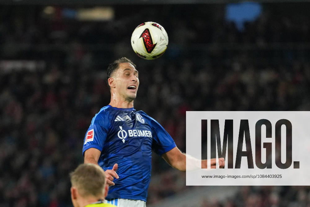 1. Bundesliga: SC Freiburg vs FC Schalke 04, 11.10.2026 Kopfball von Nikola Katić (FC Schalke 04, 25) 1. Bundesliga: SC Freiburg vs FC Schalke 04, Europa-Park-Stadion, 11.10.2026 DFB DFL REGULATIONS PROHIBIT ANY USE OF PHOTOGRAPHS AS IMAGE SEQUENCES AND OR QUASI-VIDEO.