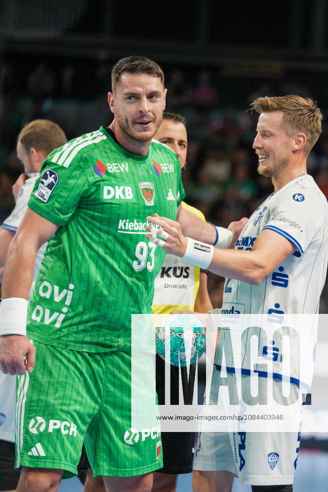 Im Bild: Mijajlo Marsenic (Fuechse Berlin, 93), Adam Nyfjaell (TBV Lemgo Lippe, 22) 11.10.2026, Fuechse Berlin - TVB Lemgo Lippe, HBL, Handball-Bundesliga, Saison 2026 27, Max-Schmeling-Halle