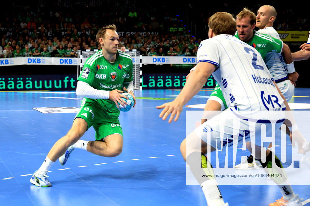GER Deutschland, Handball, 1.Bundesliga, 27.08.2026, Saison 2026 2027, Berlin, Fuechse Berlin vs TBV Lemgo Lippe Mathias Gidsel ( Fuechse Berlin 19 ), Lukas Hutecek ( Lemgo 2 ) nordphoto GmbH Engler Berlin Max-Schmeling-Halle Berlin Deutschland