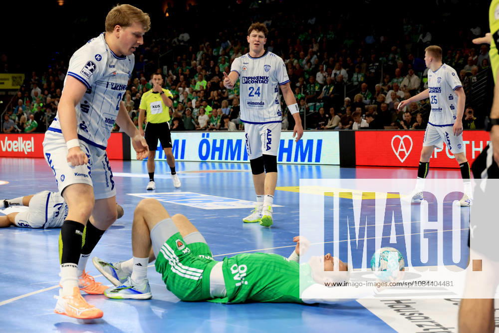 GER Deutschland, Handball, 1.Bundesliga, 27.08.2026, Saison 2026 2027, Berlin, Fuechse Berlin vs TBV Lemgo Lippe Mathias Gidsel ( Fuechse Berlin 19 ), Lukas Hutecek ( Lemgo 2 ) nordphoto GmbH Engler Berlin Max-Schmeling-Halle Berlin Deutschland