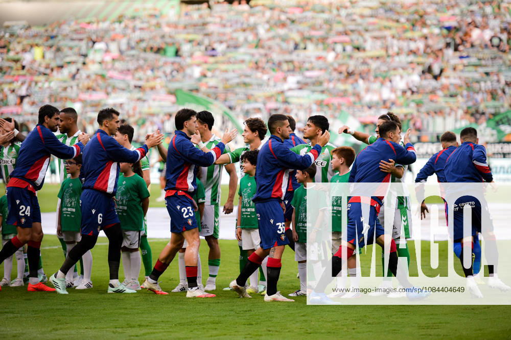 ESP: LaLiga EA Sports Real Betis v CA Osasuna presentation during LaLiga EA Sports match between Real Betis v CA Osasuna played at Benito Villamarin Stadium, Seville on October 11 2026 in Spain Spain Soccer