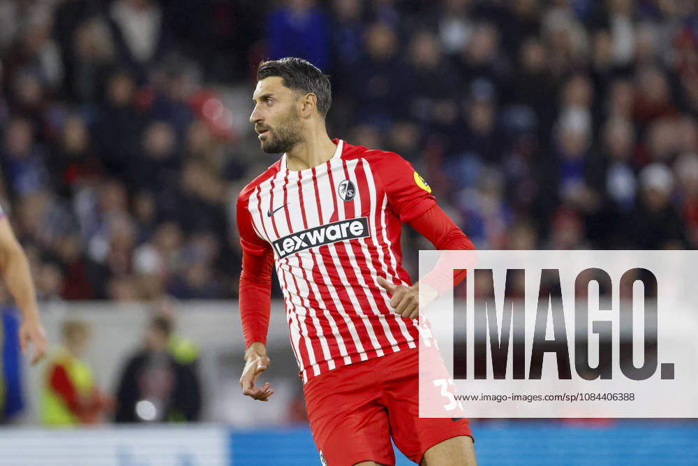 Vincenzo Grifo (SC Freiburg, 32) , Deutschland, Fussball, 1. Bundesliga, 5.Spieltag, 2026 2027, SC Freiburg vs. FC Schalke 04, 11.10.2026, Freiburg im Breisgau Europa-Park Stadion Deutschland