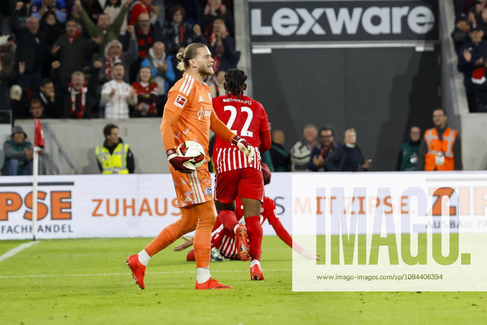 Loris Karius (FC Schalke, 01) nach dem 2:1 , Deutschland, Fussball, 1. Bundesliga, 5.Spieltag, 2026 2027, SC Freiburg vs. FC Schalke 04, 11.10.2026, Freiburg im Breisgau Europa-Park Stadion Deutschland