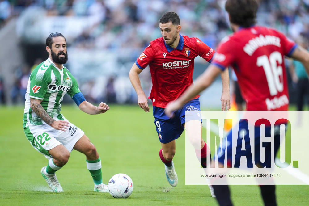 Raul Garcia of CA Osasuna and Francisco Alarcon Isco of Real Betis Balompie in action during the Spanish league, LaLiga EA Sports, football match played between Real Betis and CA Osasuna at La Cartuja stadium on October 11, 2026, in Sevilla, Spain. Real Betis V CA Osasuna - LaLiga EA Sports - ZUMAa181 20261011_zaa_a181_202