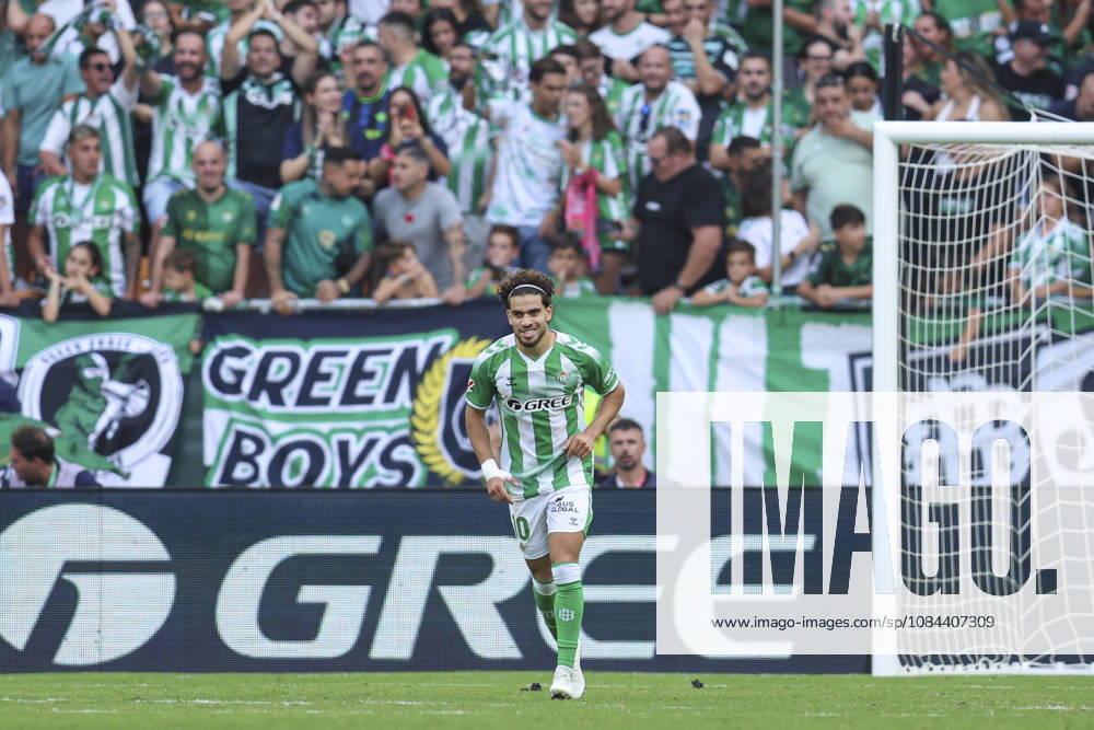 ESP: Real Betis - CA Osasuna. La Liga EA Sports. Matchday 8. Abde Ezzalzouli of Real Betis during the La Liga EA Sports match between Real Betis and CA Osasuna played at La Cartuja Stadium on Oct 11, 2026 in Sevilla, Spain. kpng