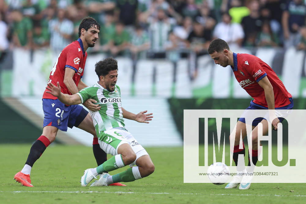 ESP: Real Betis - CA Osasuna. La Liga EA Sports. Matchday 8. Pablo Fornals of Real Betis and Alejandro Catena and Raul Garcia of CA Osasuna during the La Liga EA Sports match between Real Betis and CA Osasuna played at La Cartuja Stadium on Oct 11, 2026 in Sevilla, Spain. kpng