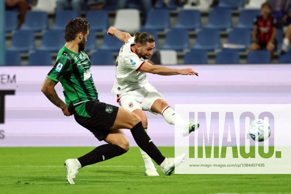 Adrien Rabiot of AC Milan scores the goal of 0-1 during the Serie A 2026 2027 football match between US Sassuolo and AC Milan at Citta del Tricolore stadium in Reggio Emilia (Italy), October 11th, 2026. CesarexPurini