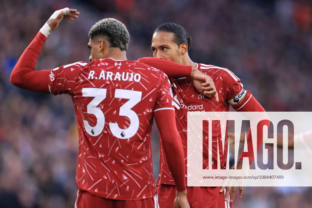 Liverpool v Manchester City 11th October 2026 - Premier League - Liverpool v Manchester City - Ronald Araujo and Virgil van Dijk of Liverpool - Photo: Simon Stacpoole Offside. Liverpool UK