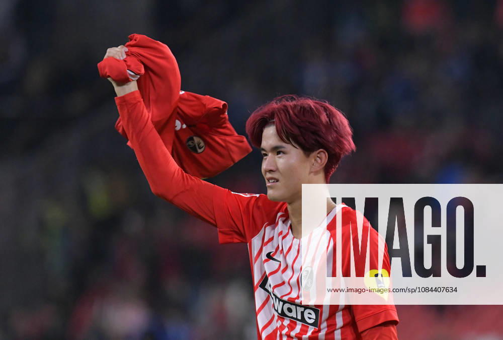 Fussball 1.Bundesliga, SC Freiburg - FC Schalke 04 v.l. Keisuke Goto (SC Freiburg) Freiburg
