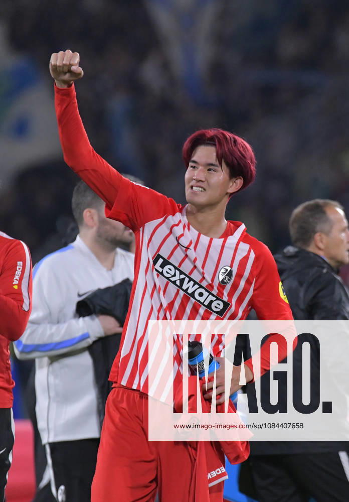 Fussball 1.Bundesliga, SC Freiburg - FC Schalke 04 v.l. Keisuke Goto (SC Freiburg) Freiburg