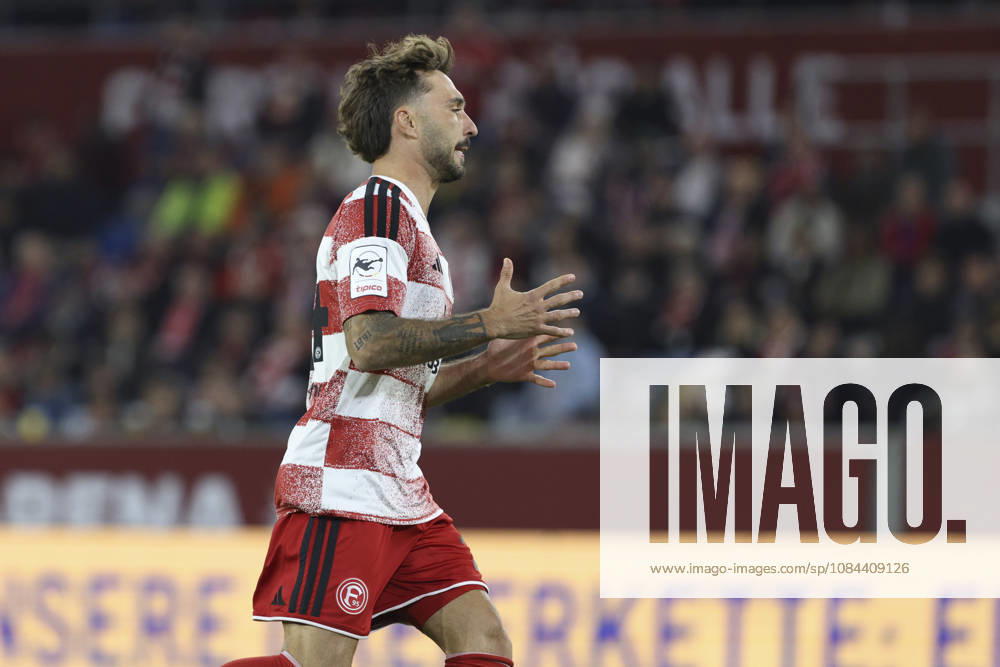 Fabian Schleusener (Fortuna Duesseldorf) gestikuliert, Gestik waehrend des Spiels der 3. Liga zwischen Fortuna Duesseldorf und SC Verl, Merkur Spiel-Arena am 11. October 2026 in Duesseldorf, Deutschland. (Foto von Oliver Kaelke DeFodi Images) +++ Fabian Schleusener (Fortuna Duesseldorf) gestures during the 3. Liga match between Fortuna Duesseldorf and SC Verl at Merkur Spiel-Arena on October 11, 2026 in Dusseldorf, Germany. (Photo by Oliver Kaelke DeFodi Images) DFB DFL REGULATIONS PROHIBIT ANY USE OF PHOTOGRAPHS AS IMAGE SEQUENCES AND OR QUASI-VIDEO. (Photo by Oliver Kaelke DeFodi Images) -