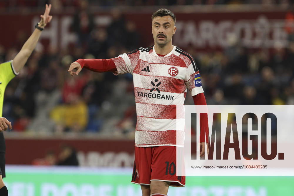 Philipp Foerster (Fortuna Duesseldorf) gestikuliert, Gestik waehrend des Spiels der 3. Liga zwischen Fortuna Duesseldorf und SC Verl, Merkur Spiel-Arena am 11. October 2026 in Duesseldorf, Deutschland. (Foto von Oliver Kaelke DeFodi Images) +++ Philipp Foerster (Fortuna Duesseldorf) gestures during the 3. Liga match between Fortuna Duesseldorf and SC Verl at Merkur Spiel-Arena on October 11, 2026 in Dusseldorf, Germany. (Photo by Oliver Kaelke DeFodi Images) DFB DFL REGULATIONS PROHIBIT ANY USE OF PHOTOGRAPHS AS IMAGE SEQUENCES AND OR QUASI-VIDEO. (Photo by Oliver Kaelke DeFodi Images) -