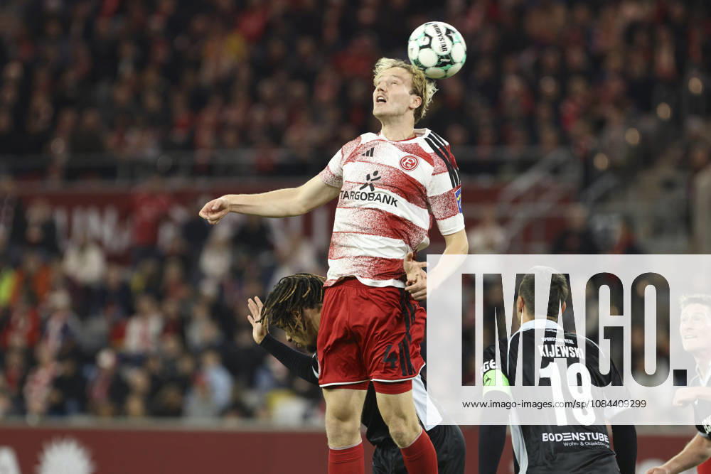 Lukas Bornschein (Fortuna Duesseldorf) in Aktion, am Ball, Einzelaktion waehrend des Spiels der 3. Liga zwischen Fortuna Duesseldorf und SC Verl, Merkur Spiel-Arena am 11. October 2026 in Duesseldorf, Deutschland. (Foto von Oliver Kaelke DeFodi Images) +++ Lukas Bornschein (Fortuna Duesseldorf) controls the ball during the 3. Liga match between Fortuna Duesseldorf and SC Verl at Merkur Spiel-Arena on October 11, 2026 in Dusseldorf, Germany. (Photo by Oliver Kaelke DeFodi Images) DFB DFL REGULATIONS PROHIBIT ANY USE OF PHOTOGRAPHS AS IMAGE SEQUENCES AND OR QUASI-VIDEO. (Photo by Oliver Kaelke DeFodi Images) -