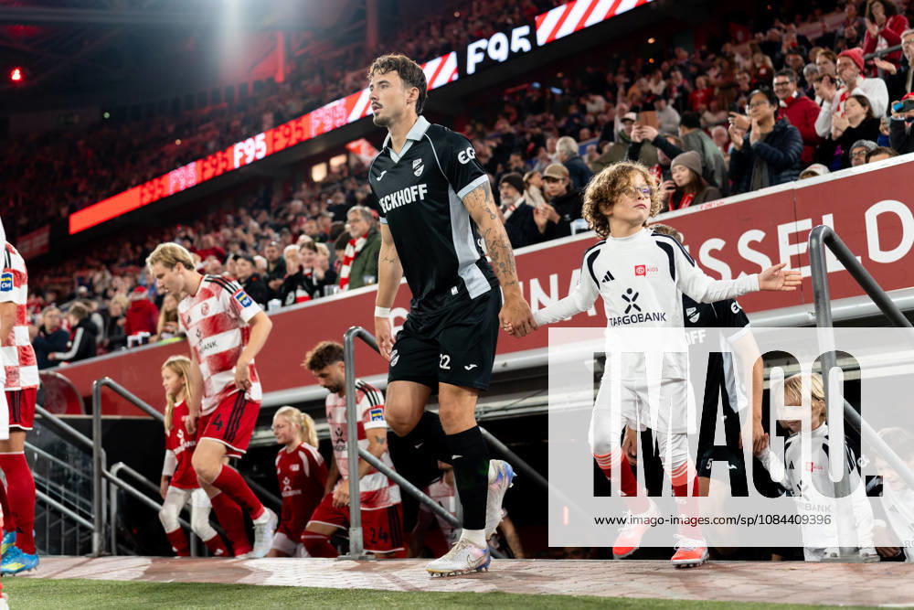 Deutschland: 3. Liga 2026 2027 Fortuna Düsseldorf vs. SC Verl 8. Spieltag 12.10.2026 Merkur Spiel-Arena (Nordrhein-Westfalen) Noah Konig (SC Verl, 22)