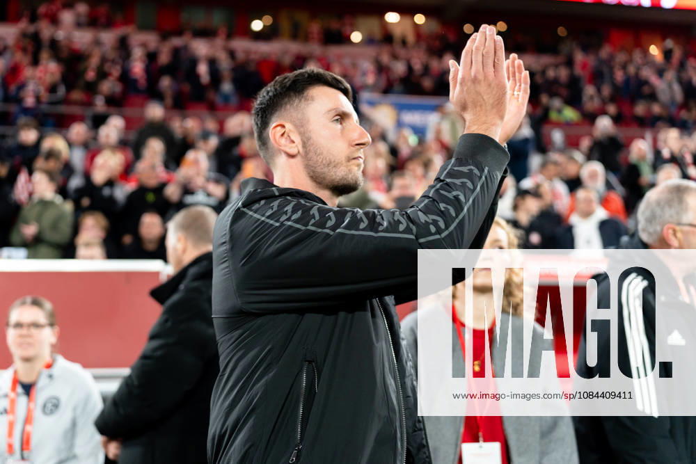 Deutschland: 3. Liga 2026 2027 Fortuna Düsseldorf vs. SC Verl 8. Spieltag 12.10.2026 Merkur Spiel-Arena (Nordrhein-Westfalen) Orent Shala (Trainer) Jubel Freude Emotionen