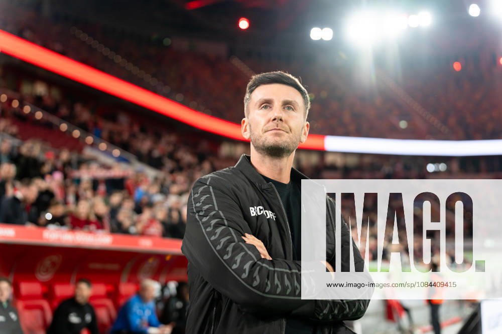 Deutschland: 3. Liga 2026 2027 Fortuna Düsseldorf vs. SC Verl 8. Spieltag 12.10.2026 Merkur Spiel-Arena (Nordrhein-Westfalen) Orent Shala (Trainer)