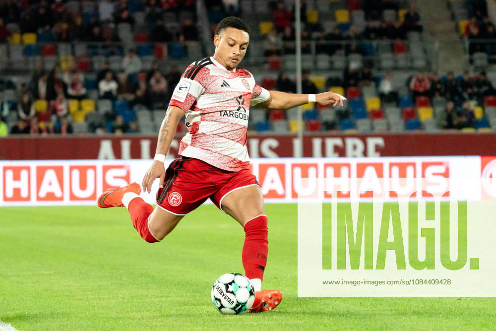 Deutschland: 3. Liga 2026 2027 Fortuna Düsseldorf vs. SC Verl 8. Spieltag 12.10.2026 Merkur Spiel-Arena (Nordrhein-Westfalen) Steven van der Sloot (Fortuna Dusseldorf, 2)