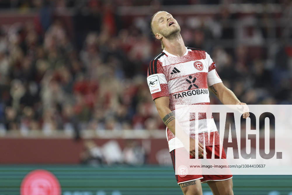 Jorrit Hendrix (Fortuna Duesseldorf) ist enttaeuscht, gestikuliert, Gestik waehrend des Spiels der 3. Liga zwischen Fortuna Duesseldorf und SC Verl, Merkur Spiel-Arena am 11. October 2026 in Duesseldorf, Deutschland. (Foto von Oliver Kaelke DeFodi Images) +++ Jorrit Hendrix (Fortuna Duesseldorf) looks dejected, gestures during the 3. Liga match between Fortuna Duesseldorf and SC Verl at Merkur Spiel-Arena on October 11, 2026 in Dusseldorf, Germany. (Photo by Oliver Kaelke DeFodi Images) DFB DFL REGULATIONS PROHIBIT ANY USE OF PHOTOGRAPHS AS IMAGE SEQUENCES AND OR QUASI-VIDEO. (Photo by Oliver Kaelke DeFodi Images) -