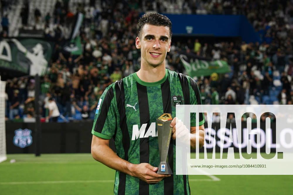 Sassuolos Cas Odenthal Panini Player of the match at the end of the Serie A soccer match between Sassuolo and Milan at the Mapei Stadium in Reggio Emilia, north Italy - Sunday, October 11, 2026 -