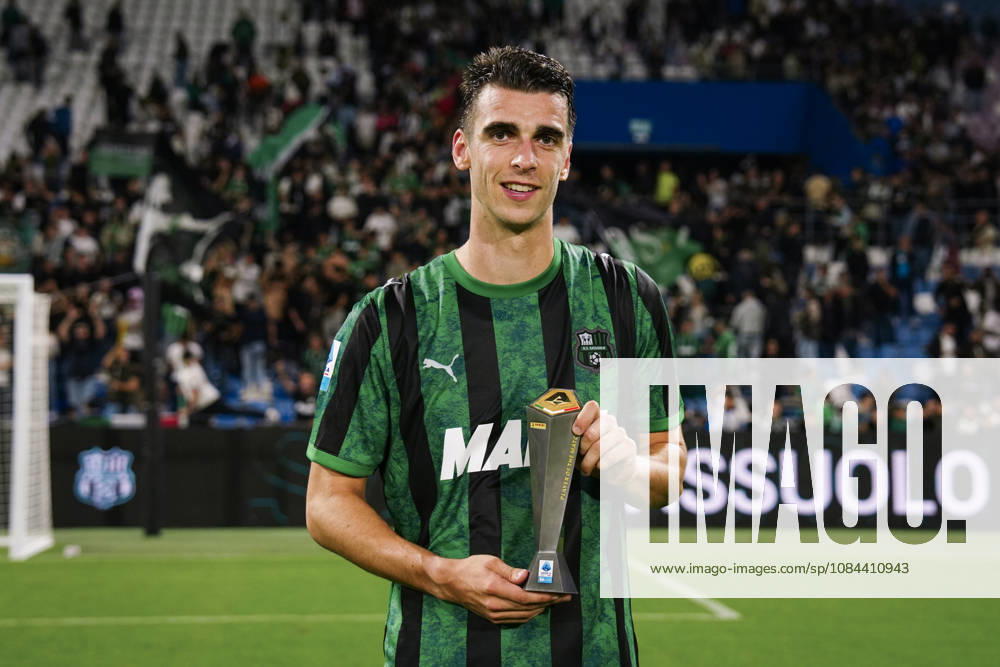 Sassuolos Cas Odenthal Panini Player of the match at the end of the Serie A soccer match between Sassuolo and Milan at the Mapei Stadium in Reggio Emilia, north Italy - Sunday, October 11, 2026 -