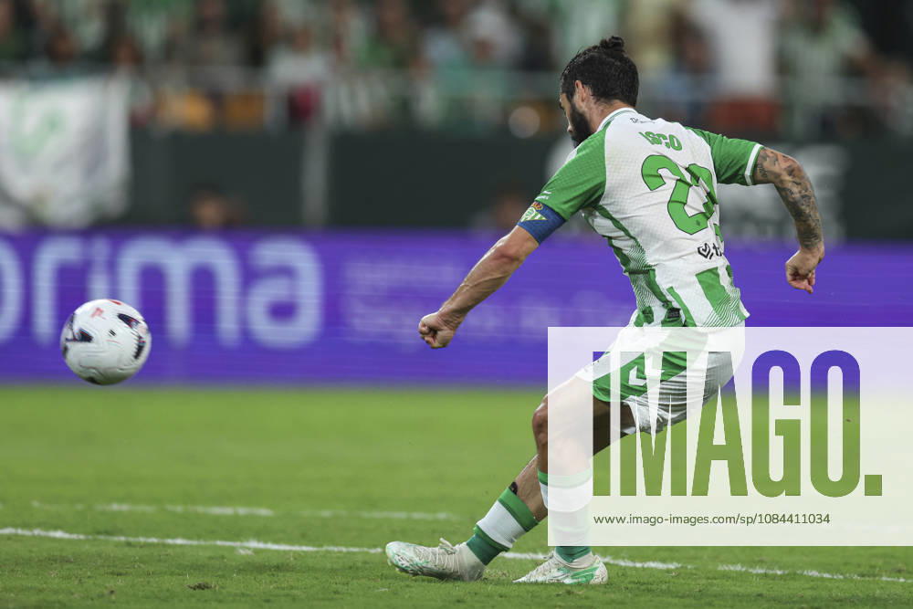 ESP: Real Betis - CA Osasuna. La Liga EA Sports. Matchday 8. Isco Alarcon of Real Betis during the La Liga EA Sports match between Real Betis and CA Osasuna played at La Cartuja Stadium on Oct 11, 2026 in Sevilla, Spain. kpng