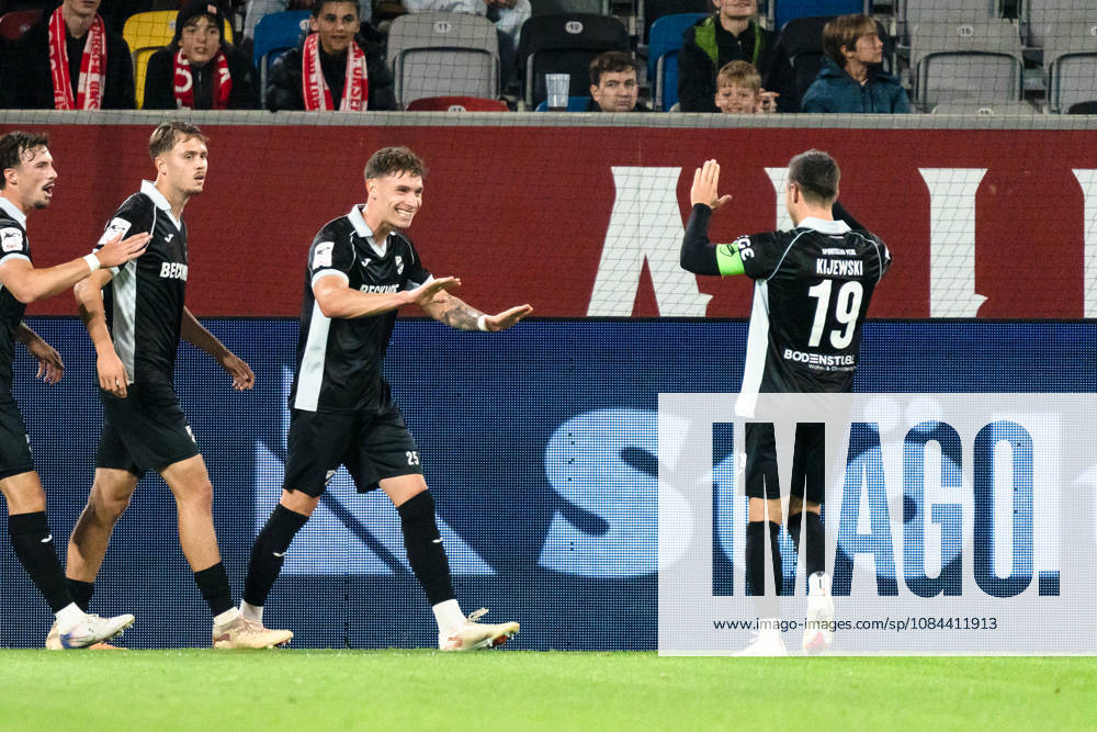Deutschland: 3. Liga 2026 2027 Fortuna Düsseldorf vs. SC Verl 8. Spieltag 12.10.2026 Merkur Spiel-Arena (Nordrhein-Westfalen) Tor zum 1:1 durch Tim Heike (SC Verl, 25) Jubel Freude Emotionen Torjubel