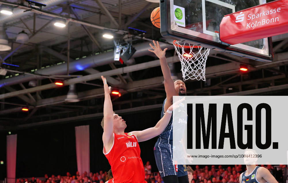 V.l. Bjoern Rohwer (RheinStars Koeln 15), Jeremiah Oden (Eisbaeren Bremerhaven 25), Vincent Friederici (Eisbaeren Bremerhaven 30) GER, RheinStars Koeln vs. Eisbaeren Bremerhaven, Basketball, ProA, 4. Spieltag, Spielzeit 2026 2027, 11.10.2026 GER, RheinStars Koeln vs. Eisbaeren Bremerhaven, Basketball, ProA, 4. Spieltag, Spielzeit 2026 2027, 11.10.2026 RheinStars Koeln