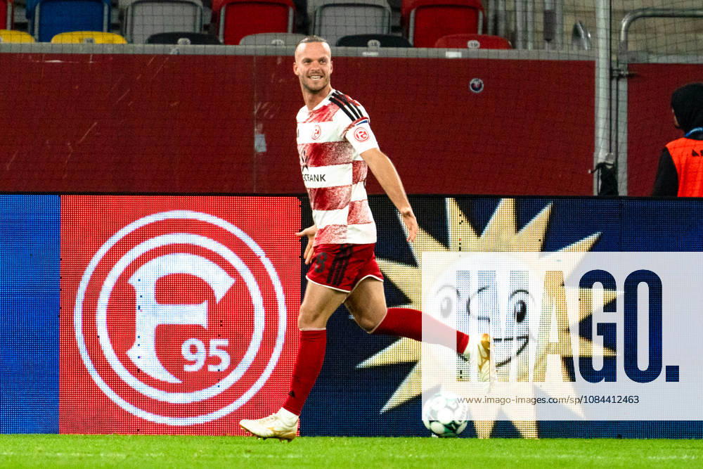 Deutschland: 3. Liga 2026 2027 Fortuna Düsseldorf vs. SC Verl 8. Spieltag 12.10.2026 Merkur Spiel-Arena (Nordrhein-Westfalen) Tor zum 2:1 durch Jorrit Hendrix (Fortuna Dusseldorf, 8) Jubel Freude Emotionen Torjubel Anas Slimani (Fortuna Dusseldorf, 34)