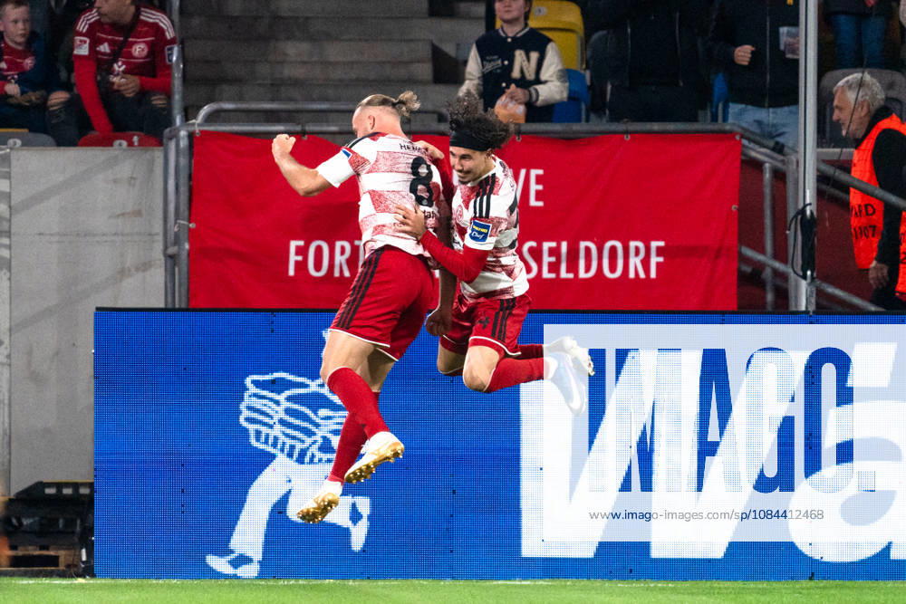 Deutschland: 3. Liga 2026 2027 Fortuna Düsseldorf vs. SC Verl 8. Spieltag 12.10.2026 Merkur Spiel-Arena (Nordrhein-Westfalen) Tor zum 2:1 durch Jorrit Hendrix (Fortuna Dusseldorf, 8) Jubel Freude Emotionen Torjubel Anas Slimani (Fortuna Dusseldorf, 34)