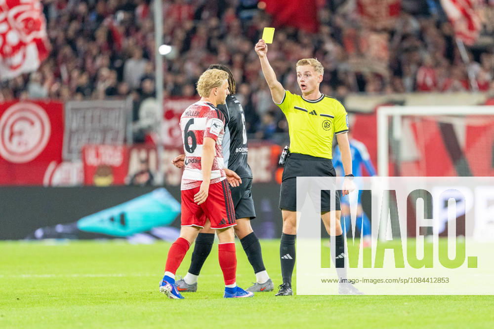Andreas Mueller (Fortuna Düsseldorf, 06) sieht die Gelbe Karte von Sebastian Hilsberg (Schiedsrichter) Fortuna Duesseldorf vs. SC Verl, Fussball, 3.Liga, 8.Spieltag, Saison 2026 27, 12.10.2026, DFL REGULATIONS PROHIBIT ANY USE OF PHOTOGRAPHS AS IMAGE SEQUENCES AND OR QUASI-VIDEO, Fortuna Duesseldorf vs. SC Verl, Fussball, 3.Liga, 8.Spieltag, Saison 2026 27, 12.10.2026 Düsseldorf