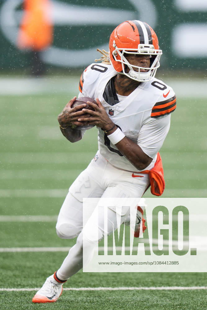 Oct 11, 2026; East Rutherford, NJ, USA; Cleveland Browns wide receiver Isaiah Bond (0) runs with the ball after the catch during an NFL, American Football Herren, USA game against the New York Jets at MetLife Stadium. Mandatory Credit: -Cal Media NFL 2026: Browns Vs Jets OCT 11 - ZUMAc04_ 20261011_zma_c04_056
