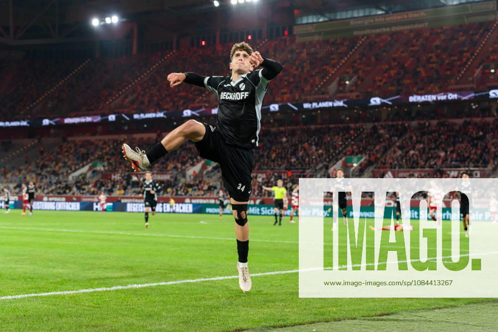 Deutschland: 3. Liga 2026 2027 Fortuna Düsseldorf vs. SC Verl 8. Spieltag 12.10.2026 Merkur Spiel-Arena (Nordrhein-Westfalen) Tor zum 2:2 durch Janne Berner (SC Verl, 34) Jubel Freude Emotionen Torjubel