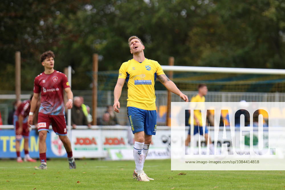 Fußball I Herren I Saison 2026-2027 I Regionalliga Nord I 13. Spieltag I SV Todesfelde - SC Weiche Flensburg I 11.10.2026 Janek Sternberg (37, SV Todesfelde) Todesfelde Joda-Sportpark Schleswig Holstein Deutschland